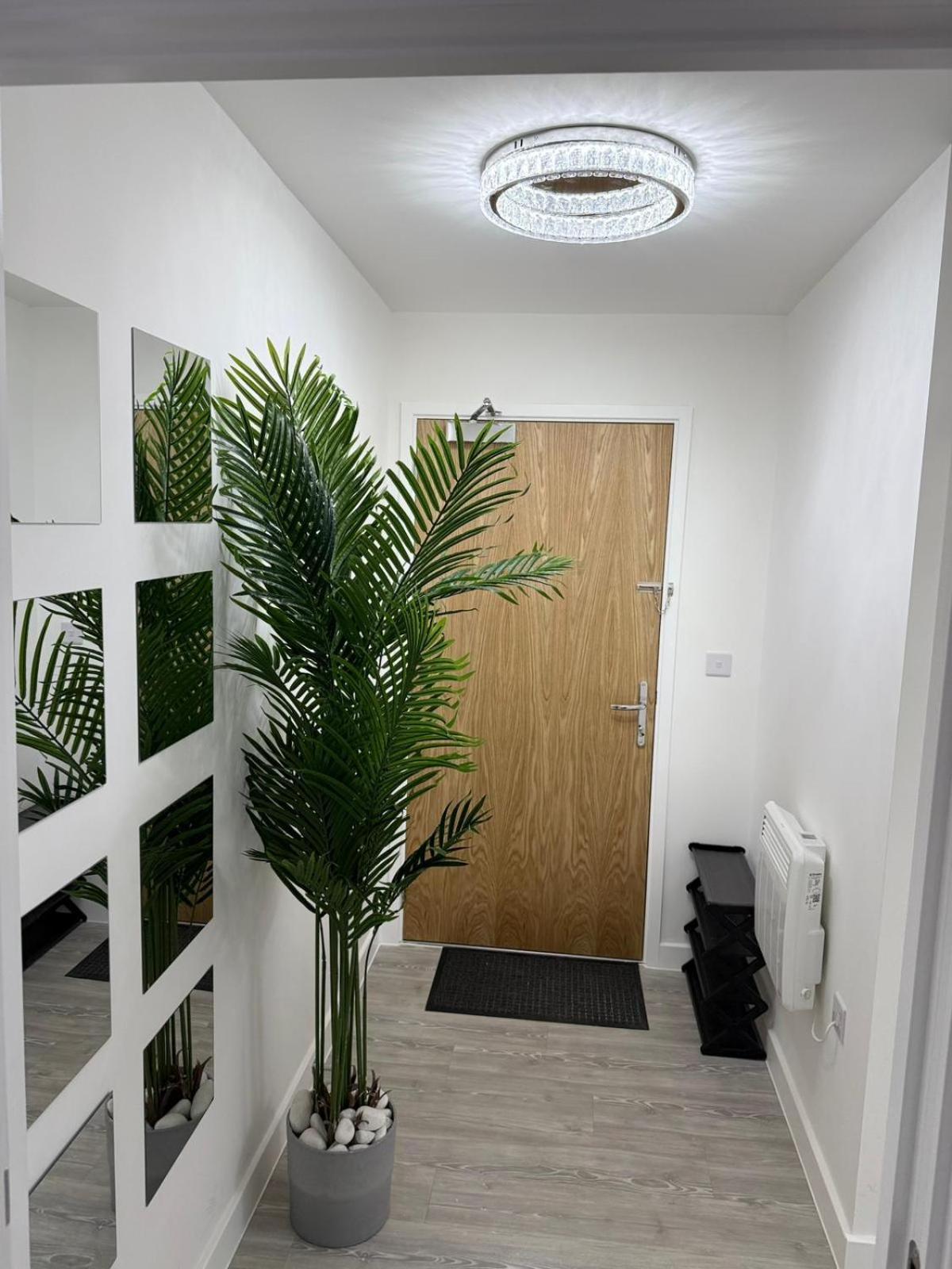 Serenity Waterfront 2 Bed Apartment Northfleet Exteriör bild
