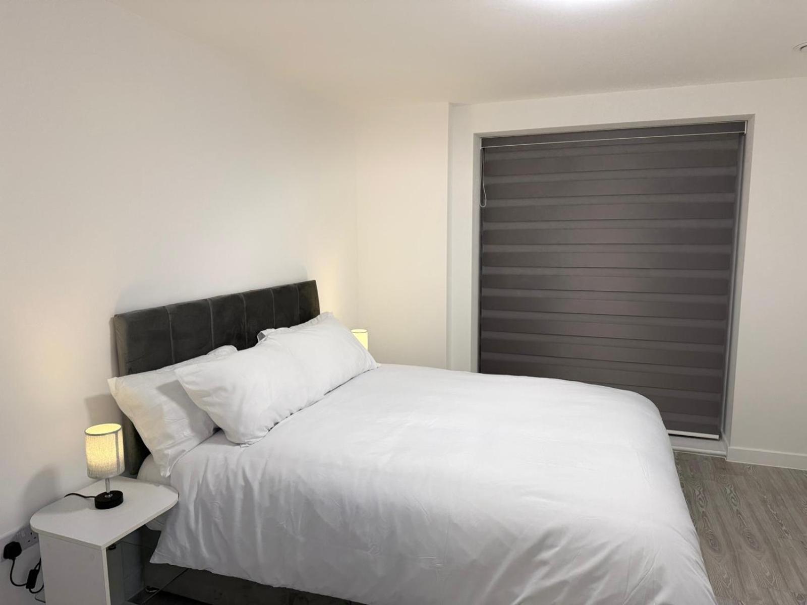 Serenity Waterfront 2 Bed Apartment Northfleet Exteriör bild