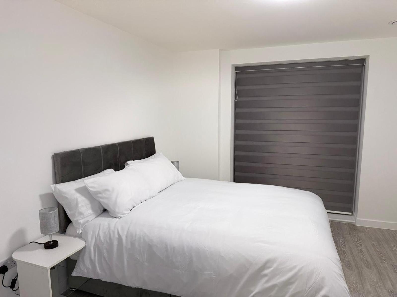 Serenity Waterfront 2 Bed Apartment Northfleet Exteriör bild