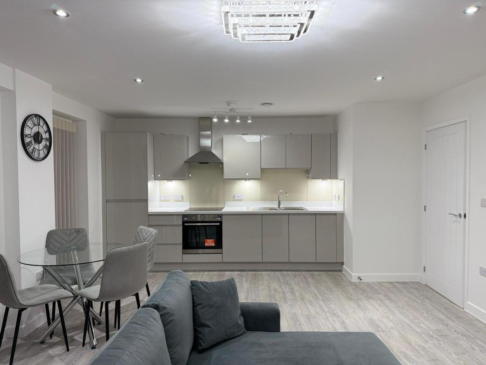 Serenity Waterfront 2 Bed Apartment Northfleet Exteriör bild