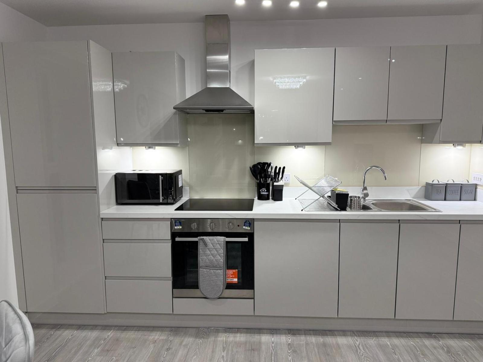 Serenity Waterfront 2 Bed Apartment Northfleet Exteriör bild