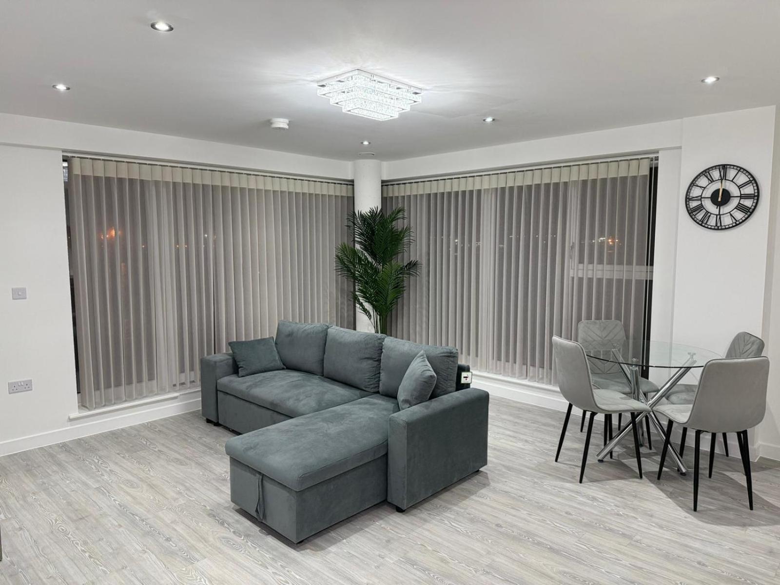 Serenity Waterfront 2 Bed Apartment Northfleet Exteriör bild