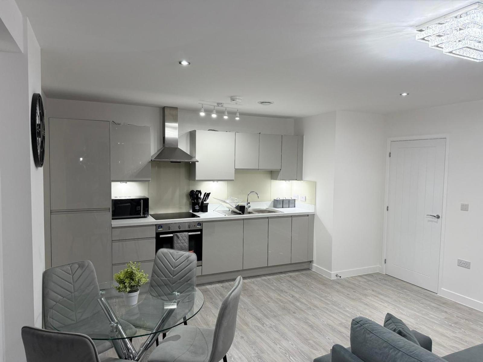 Serenity Waterfront 2 Bed Apartment Northfleet Exteriör bild