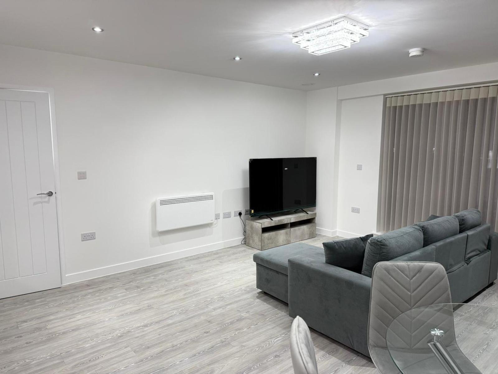Serenity Waterfront 2 Bed Apartment Northfleet Exteriör bild