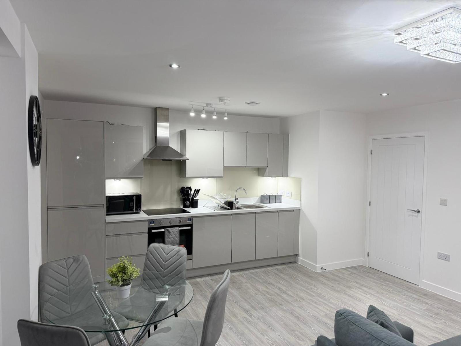 Serenity Waterfront 2 Bed Apartment Northfleet Exteriör bild