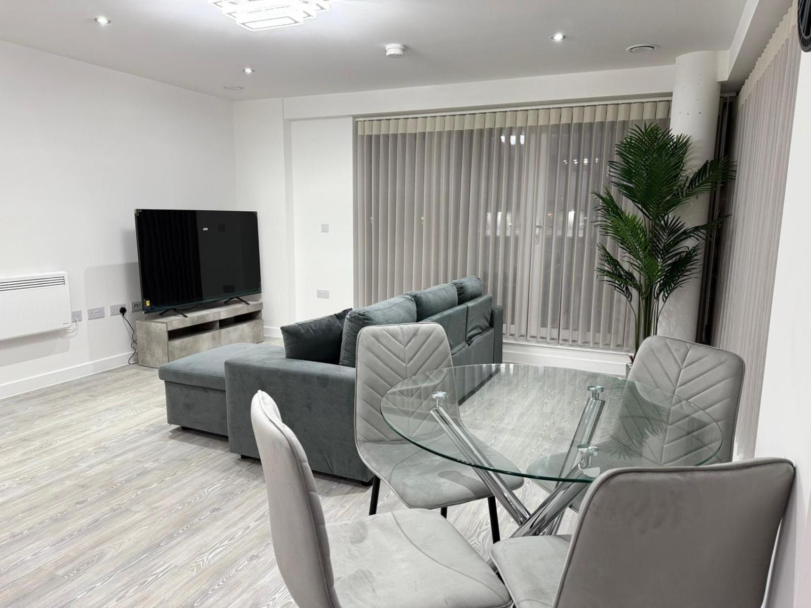 Serenity Waterfront 2 Bed Apartment Northfleet Exteriör bild